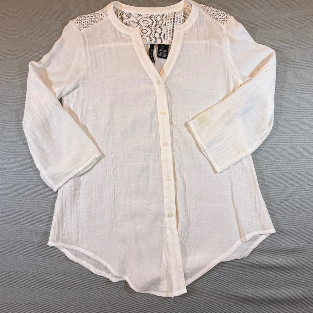 New Directions Petite Ivory Crochet Lace Back Button Down Blouse PS 2479
